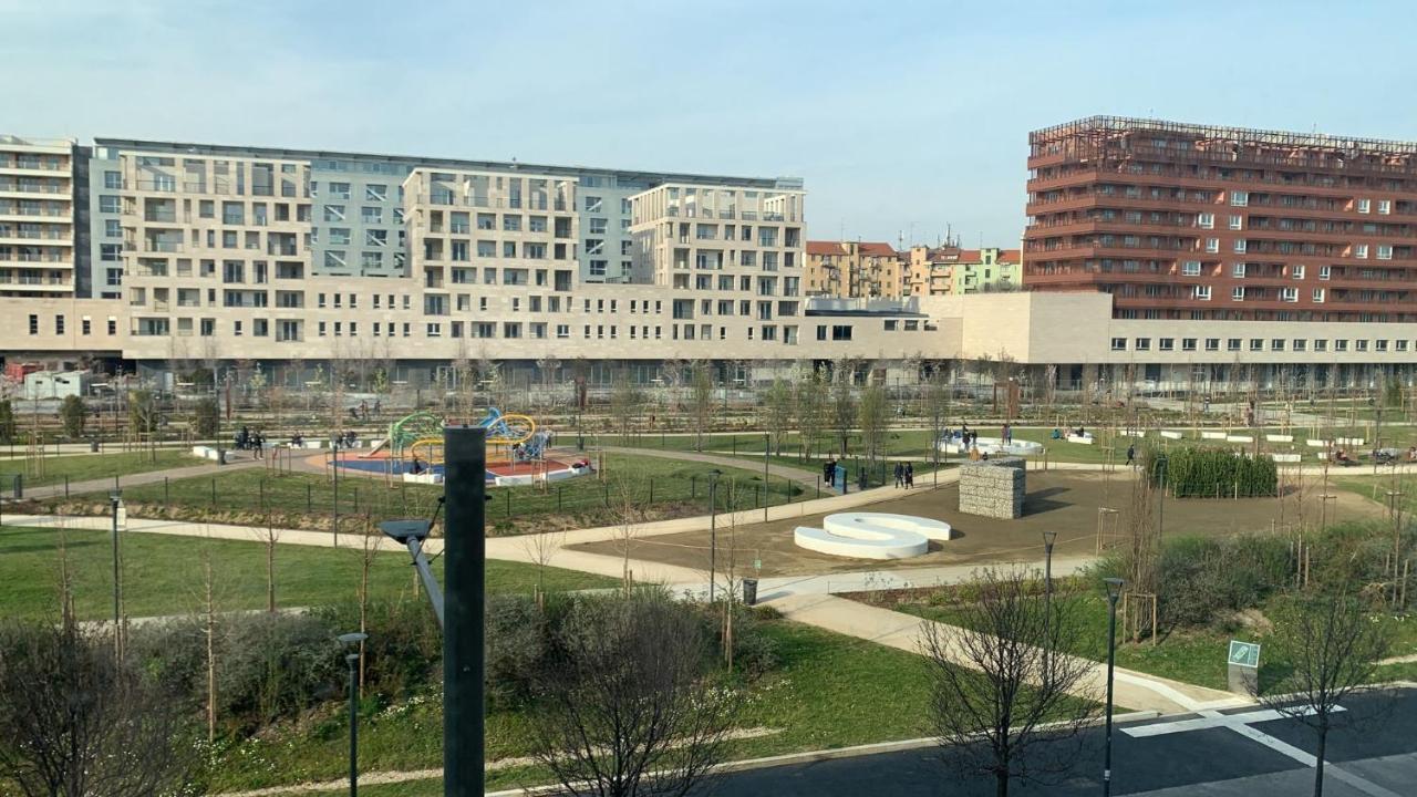 Confortevole Bilocale In Largo Marinai D'Italia Milano Eksteriør billede